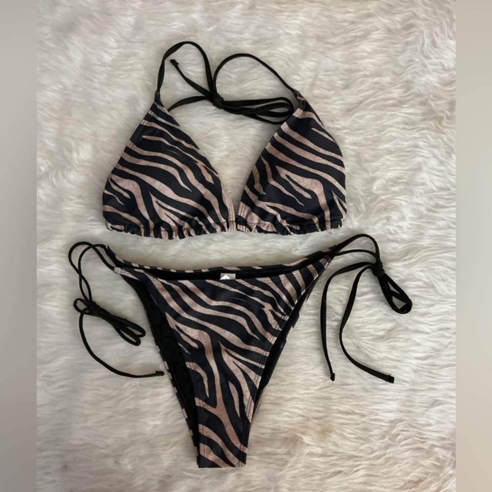 Zebra print bikini set women’s large